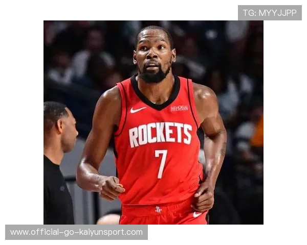 杜兰特:我和詹姆斯都不会拥有雕像,NBA现役只有一个人可以获得,杜兰特能超过詹姆斯吗